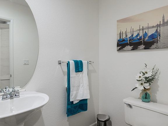 5th image of 6965 Rodling Dr Unit E