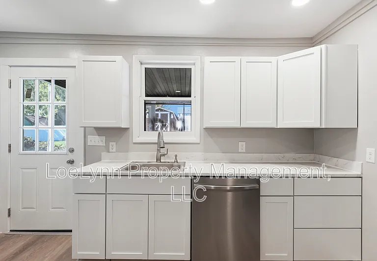 41 South St — Photo 14