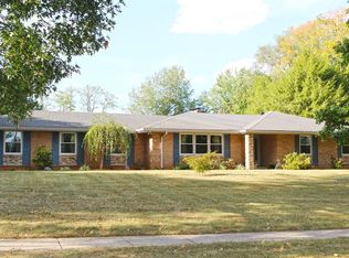 3553 Salisbury Dr, Lexington, KY 40510