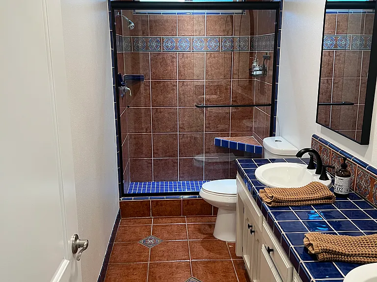 2484 Starling Dr — Photo 9