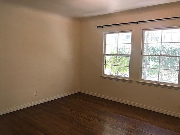 5th image of 8839 Alcott St