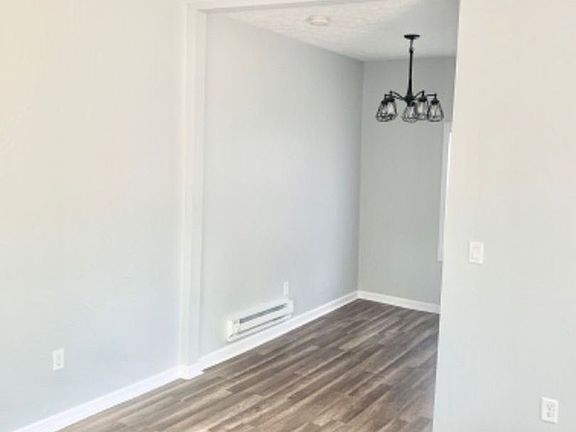 2nd image of 1239 W 67th St #3RDFLOOR