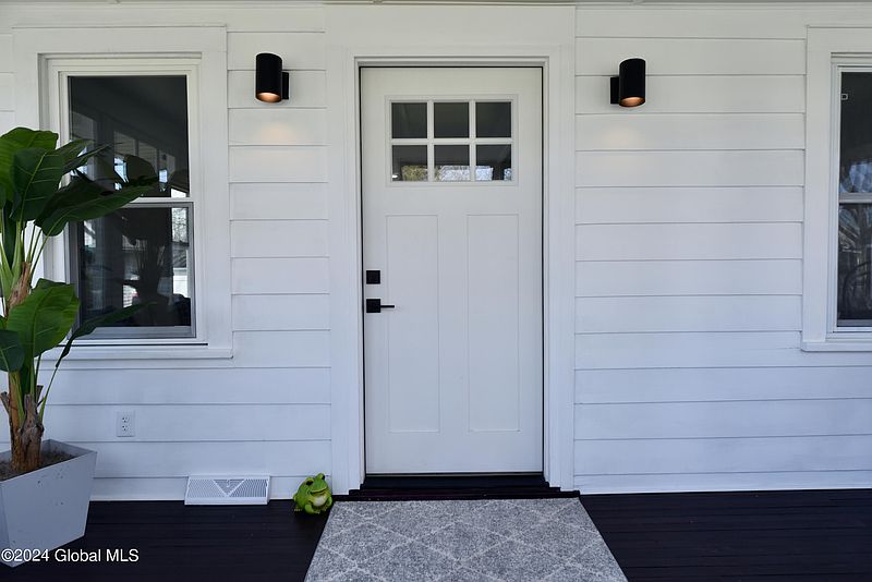 4th image of 2509 2nd Avenue