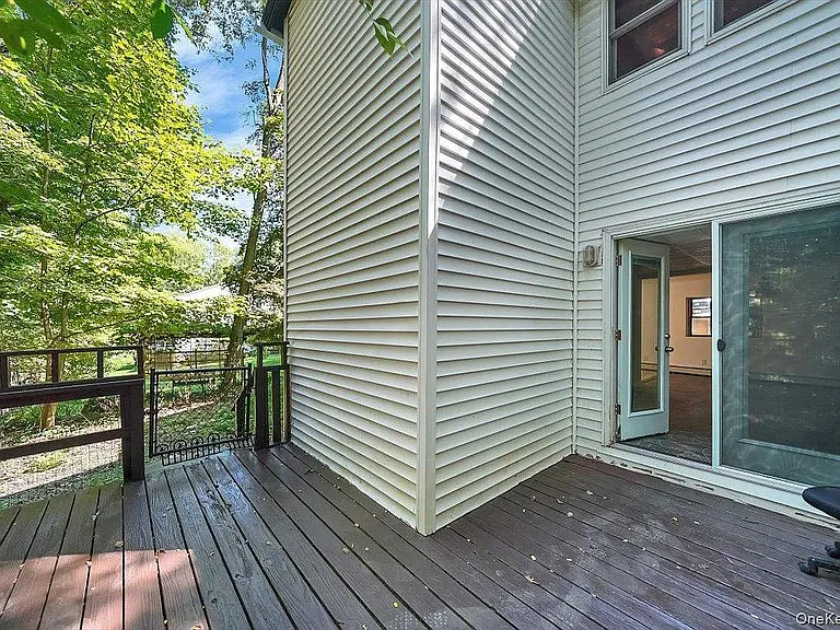 425 Old Dutch Hollow Rd — Photo 23