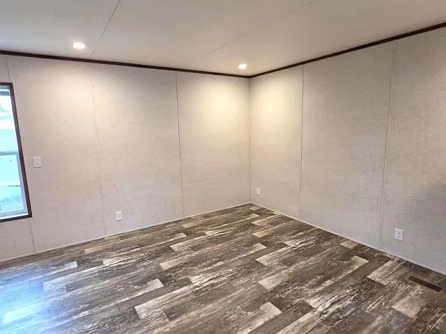 3 bed, 2.0 bath, $1,200 — Photo 4