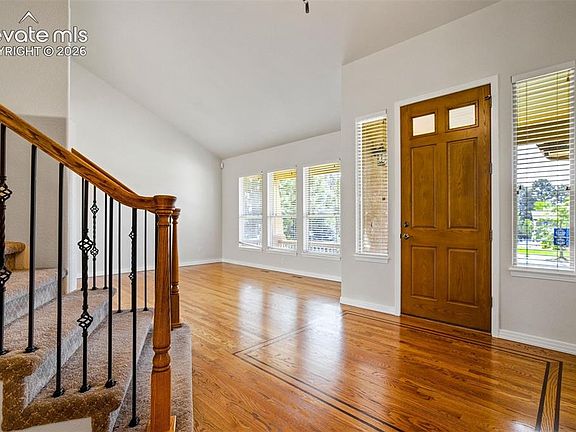 3rd image of 1644 Oakmont Dr