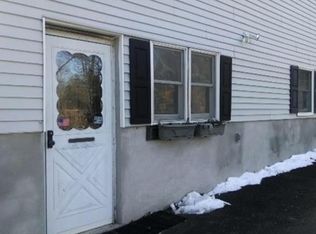 102 Hustis Rd, Cold Spring, NY 10516