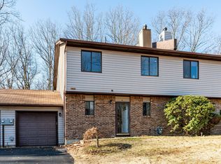 14 Robin Rd, Howell, NJ 07731