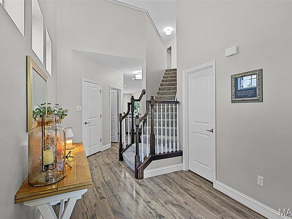 3rd image of 2516 Viola Gill Ln