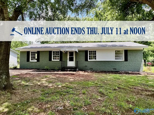 3502 Avondale Dr NW, Huntsville, AL 35810
