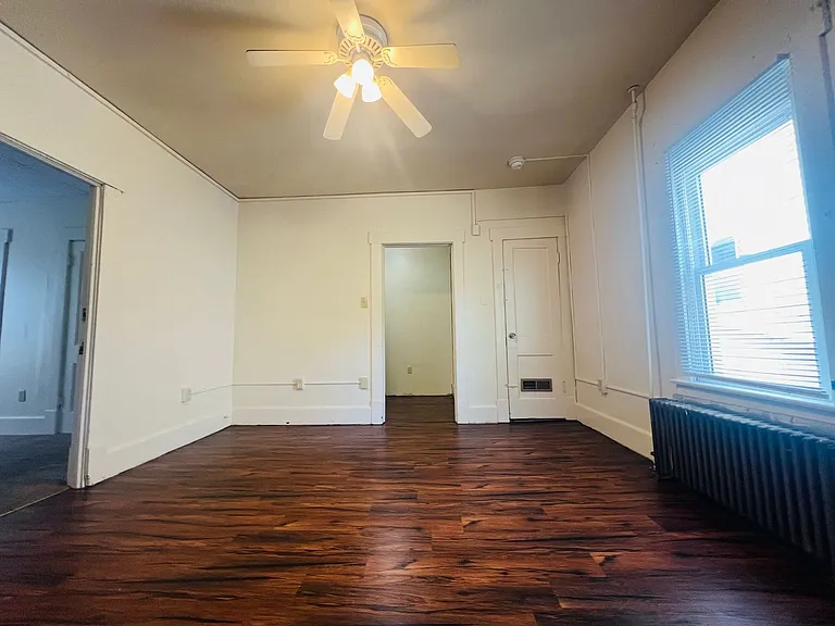 759 Garrison Ave — Photo 4