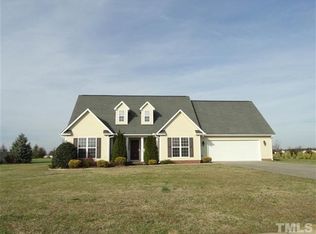 73 Hunters Ridge Trl, Dunn, NC 28334
