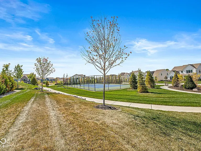 2147 Mildred Rd — Photo 43