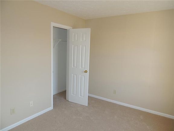 4th image of 7347 Glendale Dr