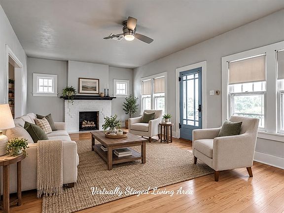 3rd image of 505 N Park Pl