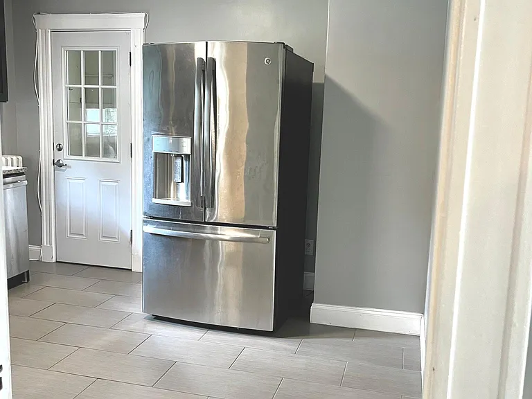 181 Auburndale Ave — Photo 12
