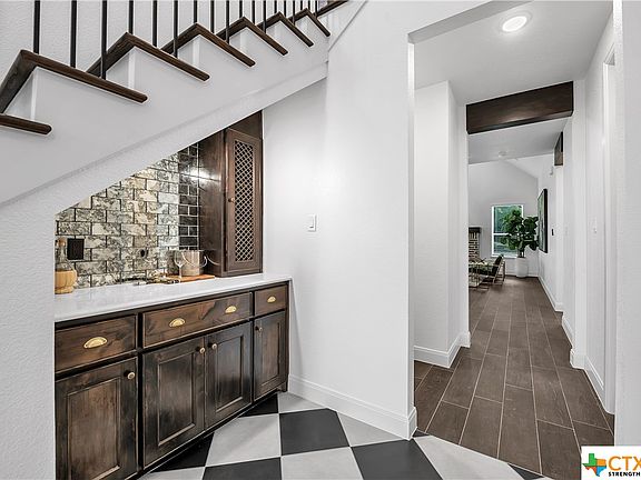 5th image of 7057 Troyan Ln