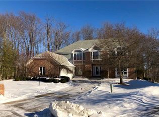 19267 Westfield Ln, Strongsville, OH