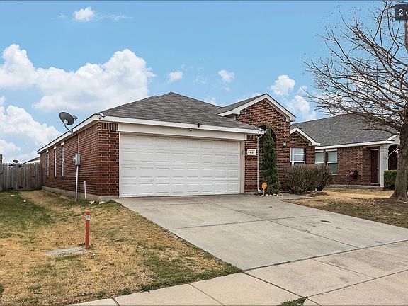 3rd image of 6440 Stone Lake Dr