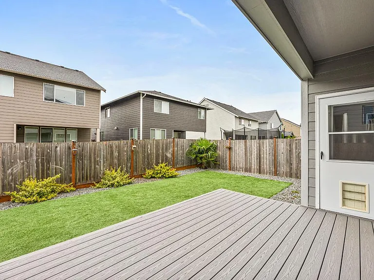 9966 Dain St SE — Photo 35