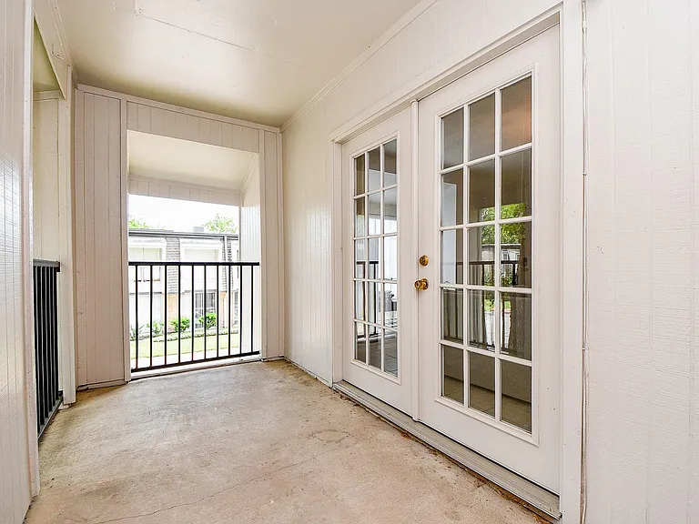 12633 Memorial Dr #114 — Photo 5