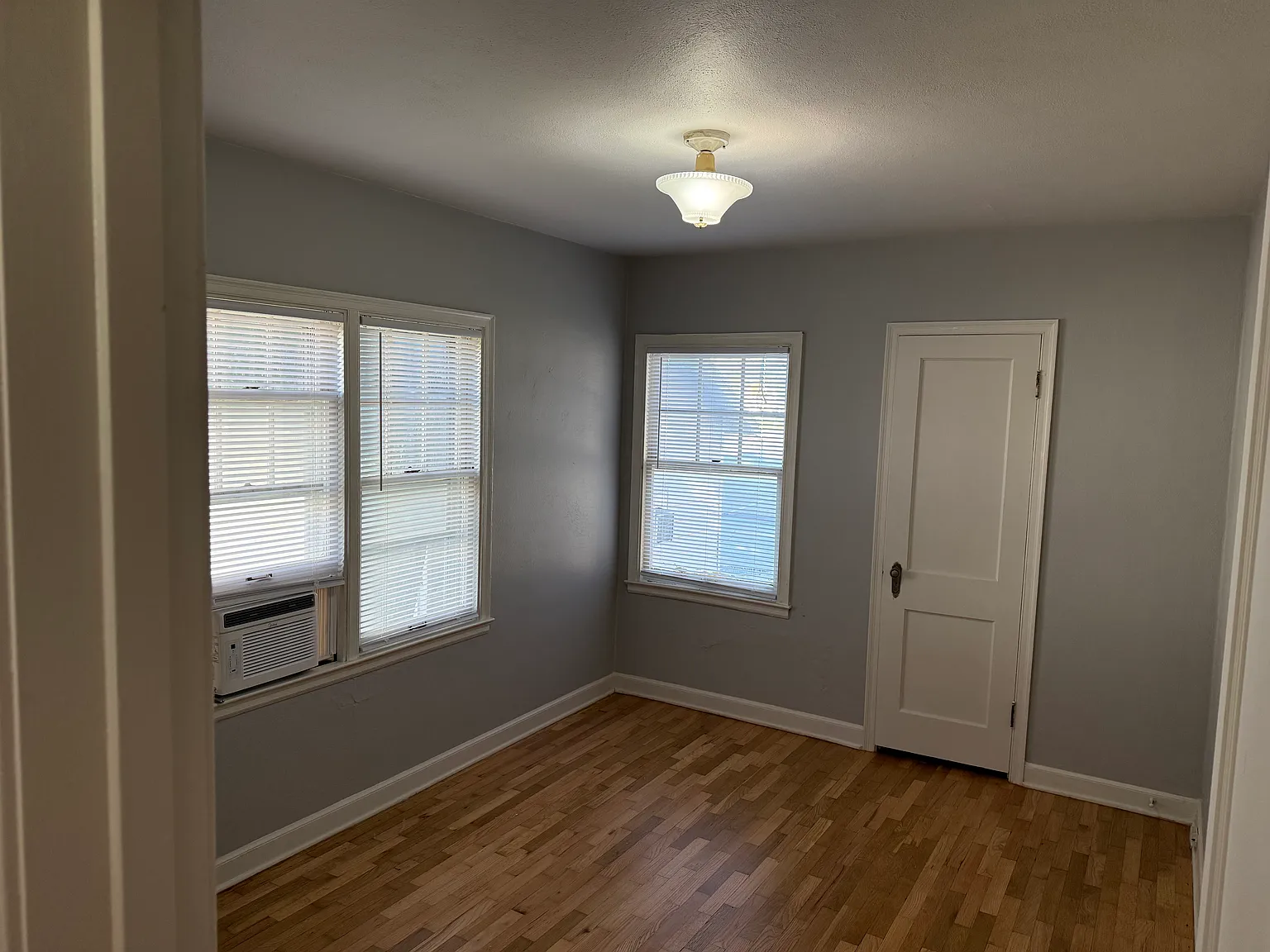 2 bed, 1250 sqft, $925 — Photo 3