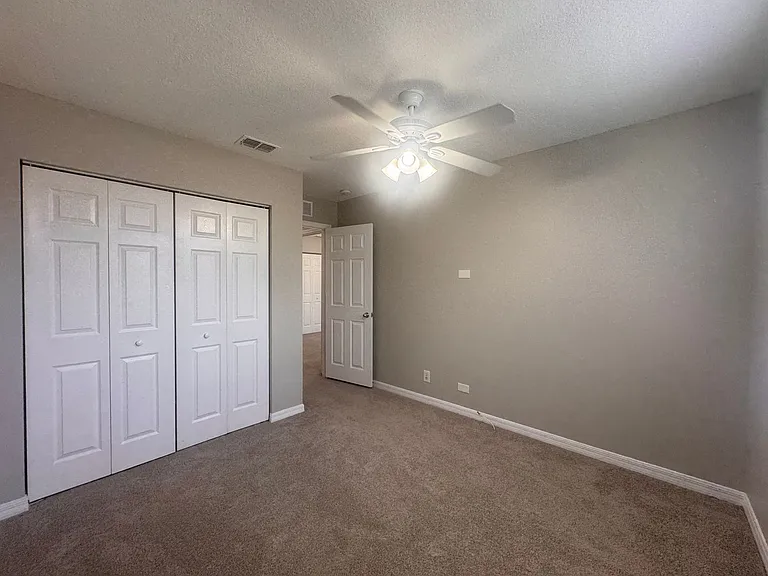4580 Limerick Dr — Photo 30