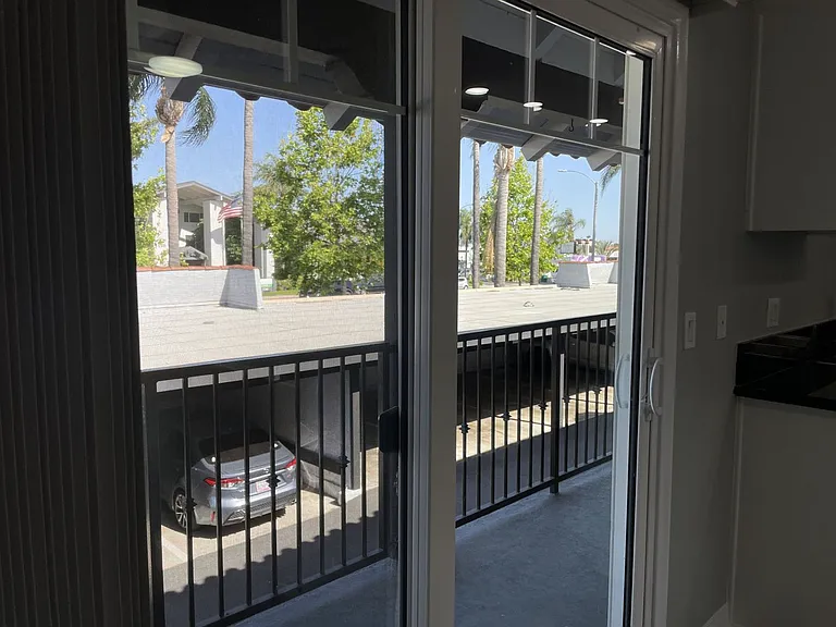 Villa Serrano Apartment Homes — Photo 45