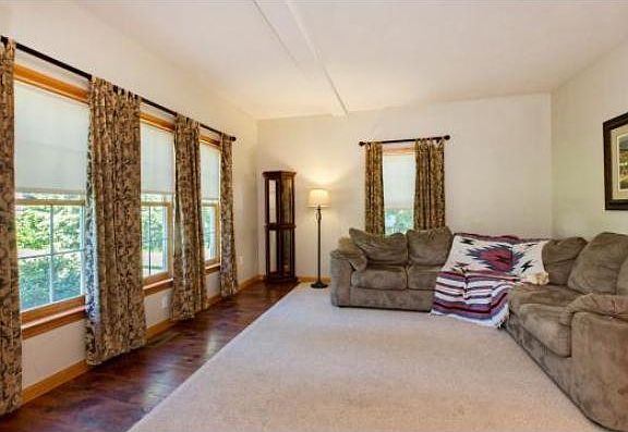 4th image of 3 Heron Marsh Ln