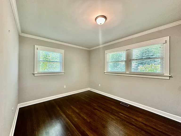 710 Neil St — Photo 20