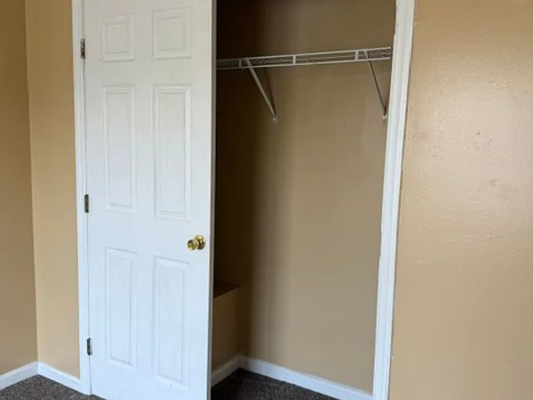 1832 Heathers Way — Photo 5