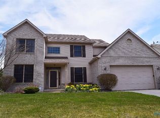 2534 Live Oak Rd, Sylvania, OH 43560