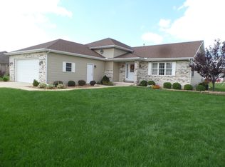 9384 Calumet St, Dyer, IN