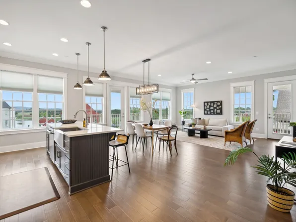 150 Front St #34, Franklin, TN 37064