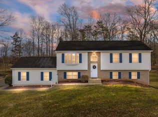8126 Bailey Rd, Warrenton, VA 20186