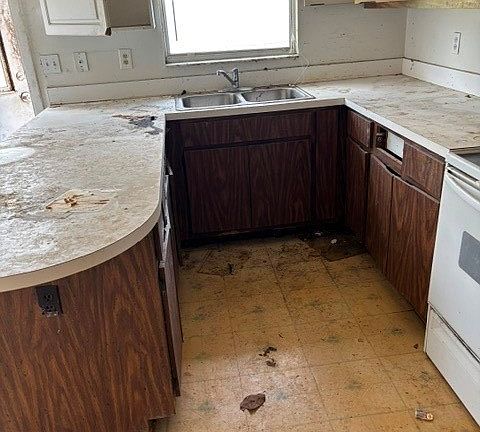 4th image of 4108 10th St SW