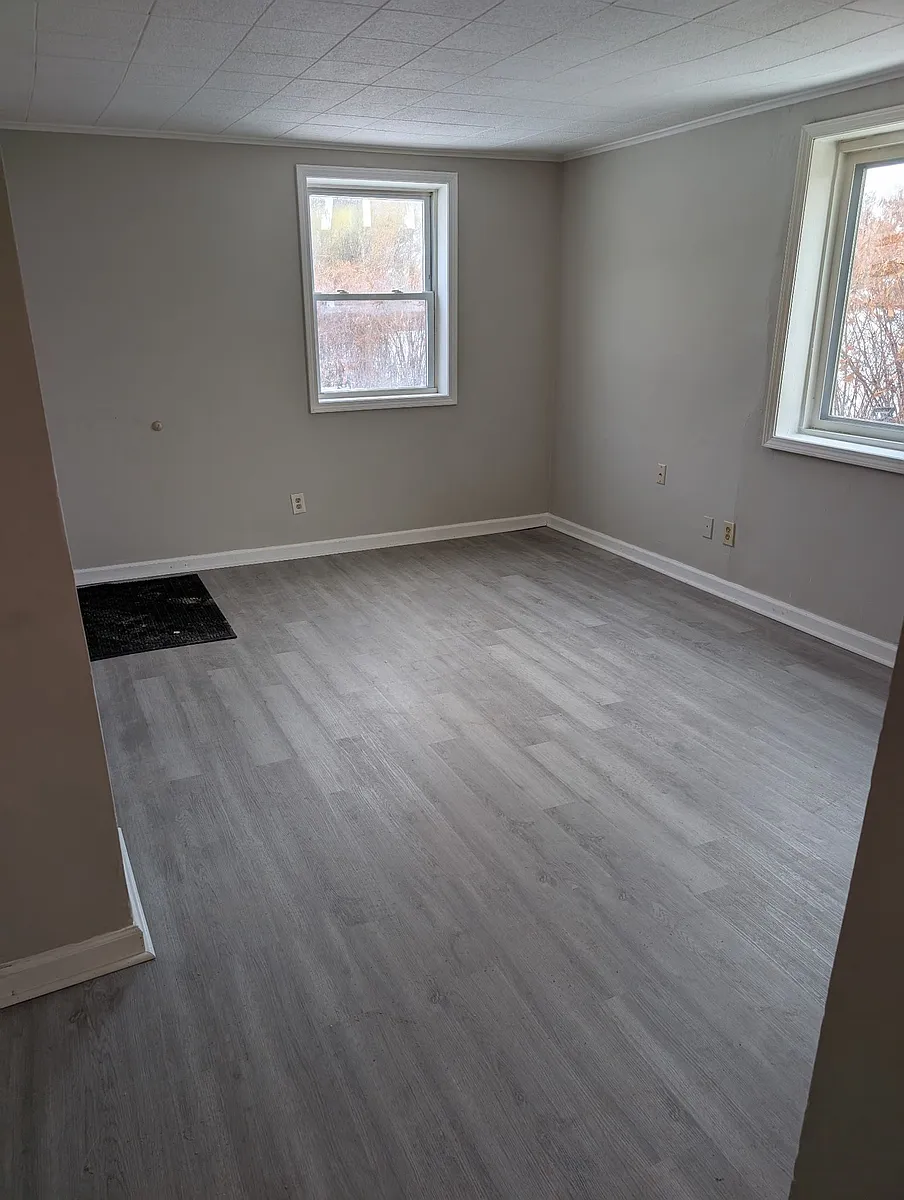 Building Photo - 739 Harriet Ave #1