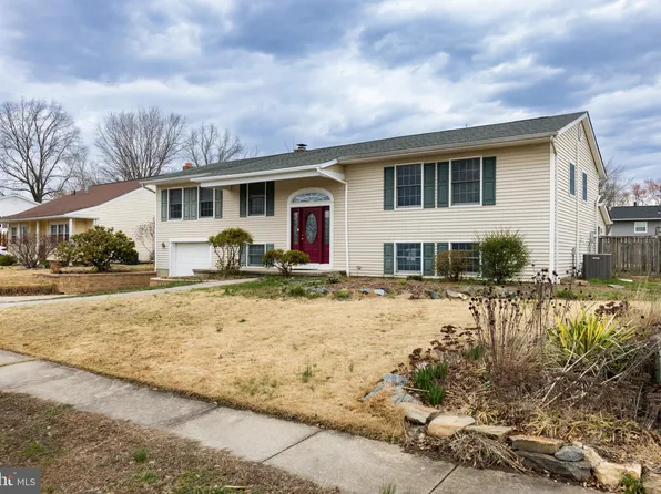 416 Longfield Rd, Newark, DE 19713