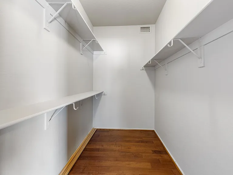670 E Moon Vista St — Photo 28