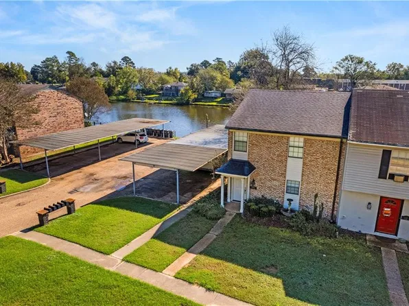 831 Parkway Dr, Natchitoches, LA 71457