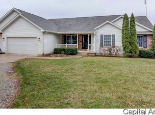 7380 Old Salem Ln, New Berlin, IL 62670