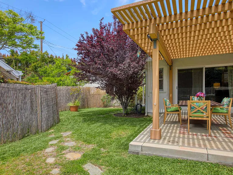 4339 Elmer Ave — Photo 20