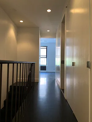 Rented by REAL New York | media 4