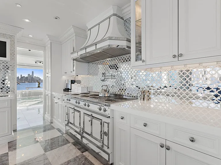 600 Harbor Blvd #1079-81R — Photo 17