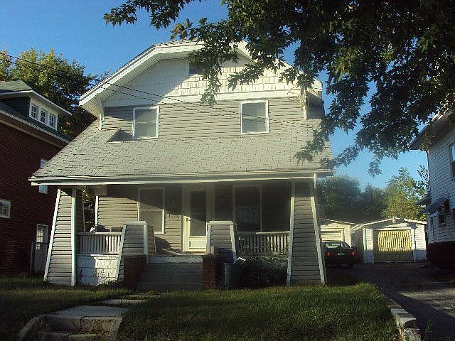 1st image of 1044 E Church St