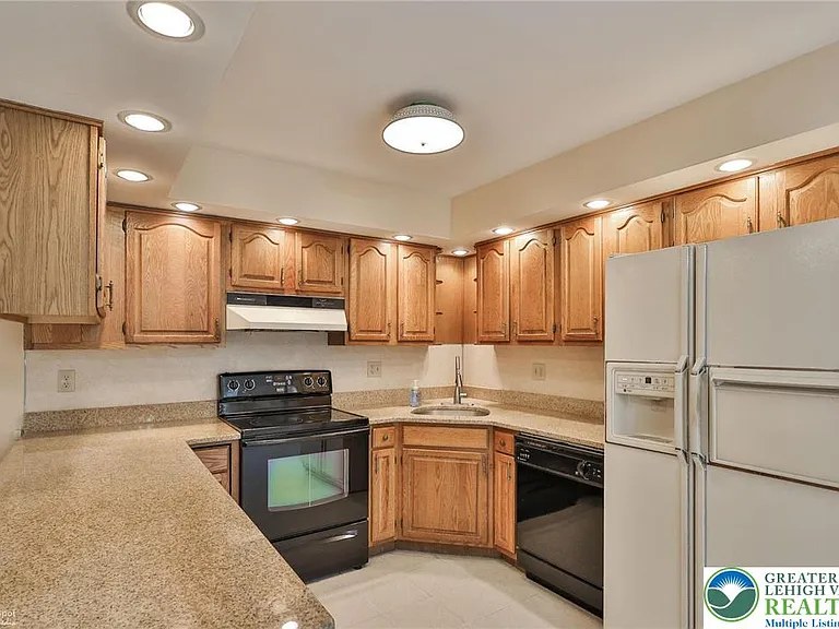 4059 Wedgewood Rd — Photo 18