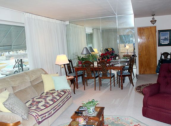3rd image of 1544 Westchester Blvd #1