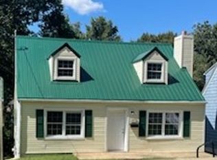 608A Montrose Dr, South Charleston, WV 25303