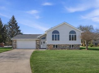 5125 Cardinal Ct, Schererville, IN 46375