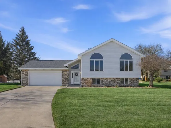 5125 Cardinal Ct, Schererville, IN 46375